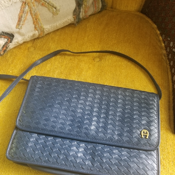 Vintage Bags Vintage Crossbody Bag In Blue Poshmark